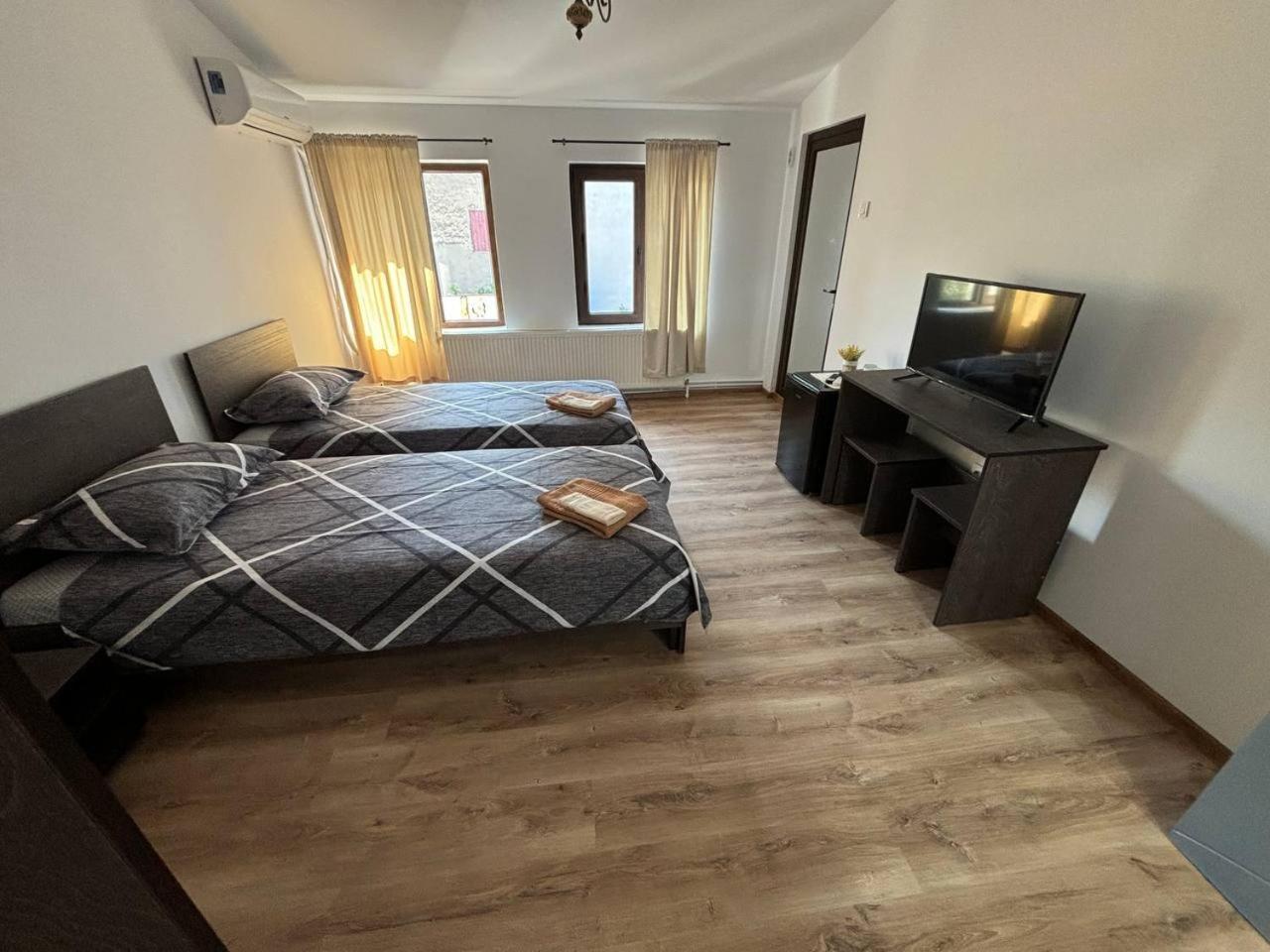 Alexander Residence Brăila エクステリア 写真